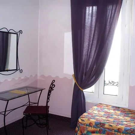 Hotel Mon Reve 2*