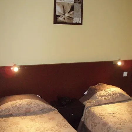 Hotel Mon Reve Paris